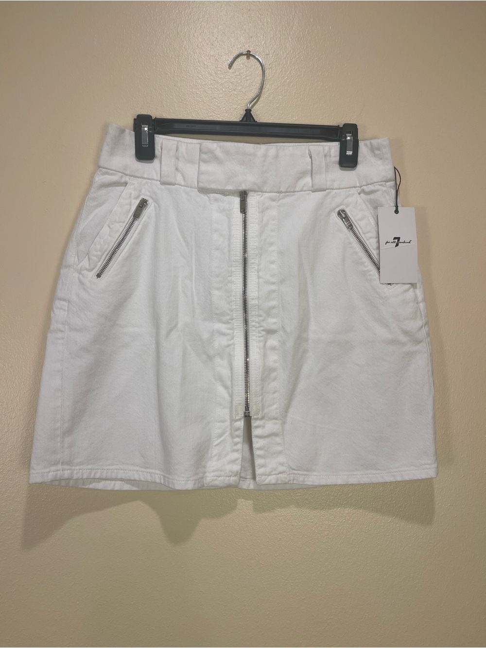 7 For All Mankind White Moto Denim Mini Skirt Size 28 6 Zip Front Pockets NWT